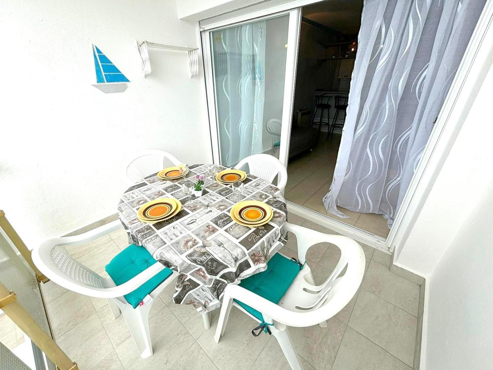Meda Chica 3E Apartman Roses Kültér fotó
